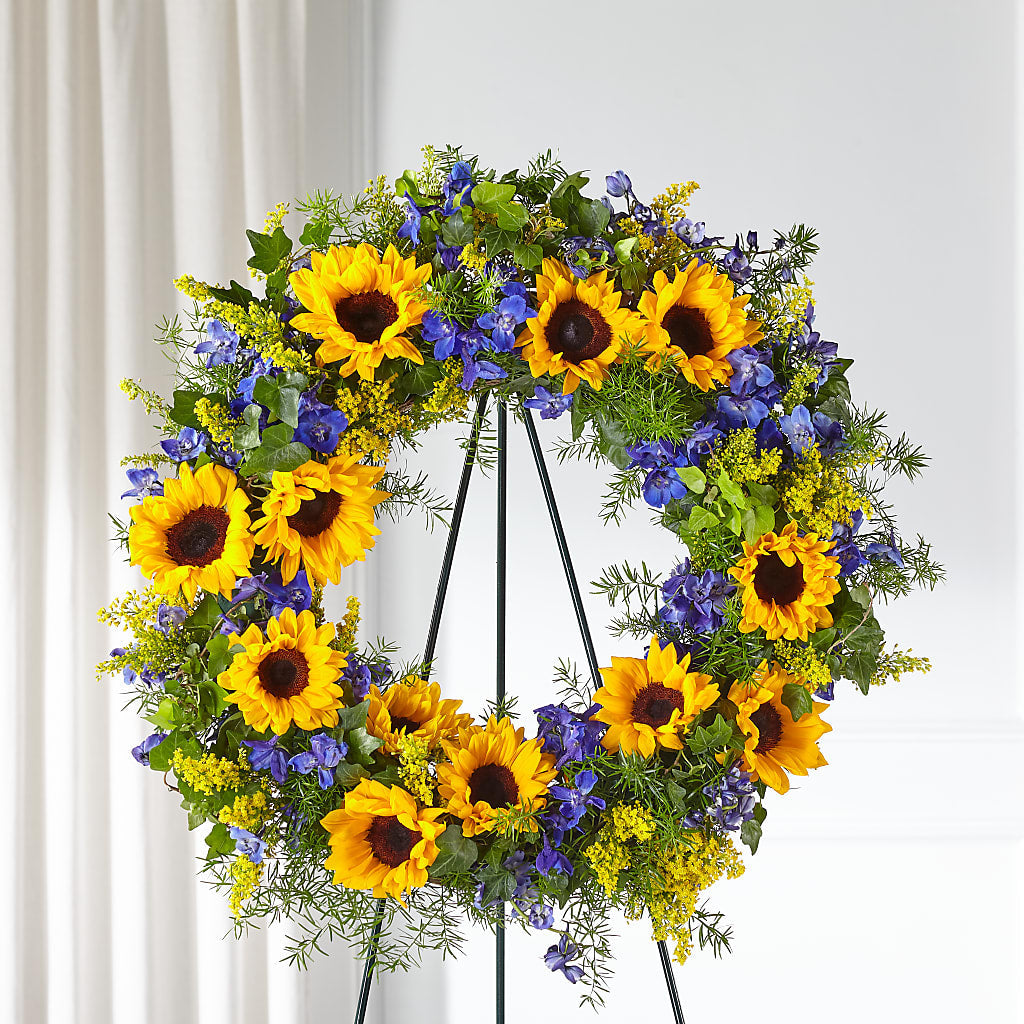 Bright Rays Wreath – The Happy Florist, Sanford FL