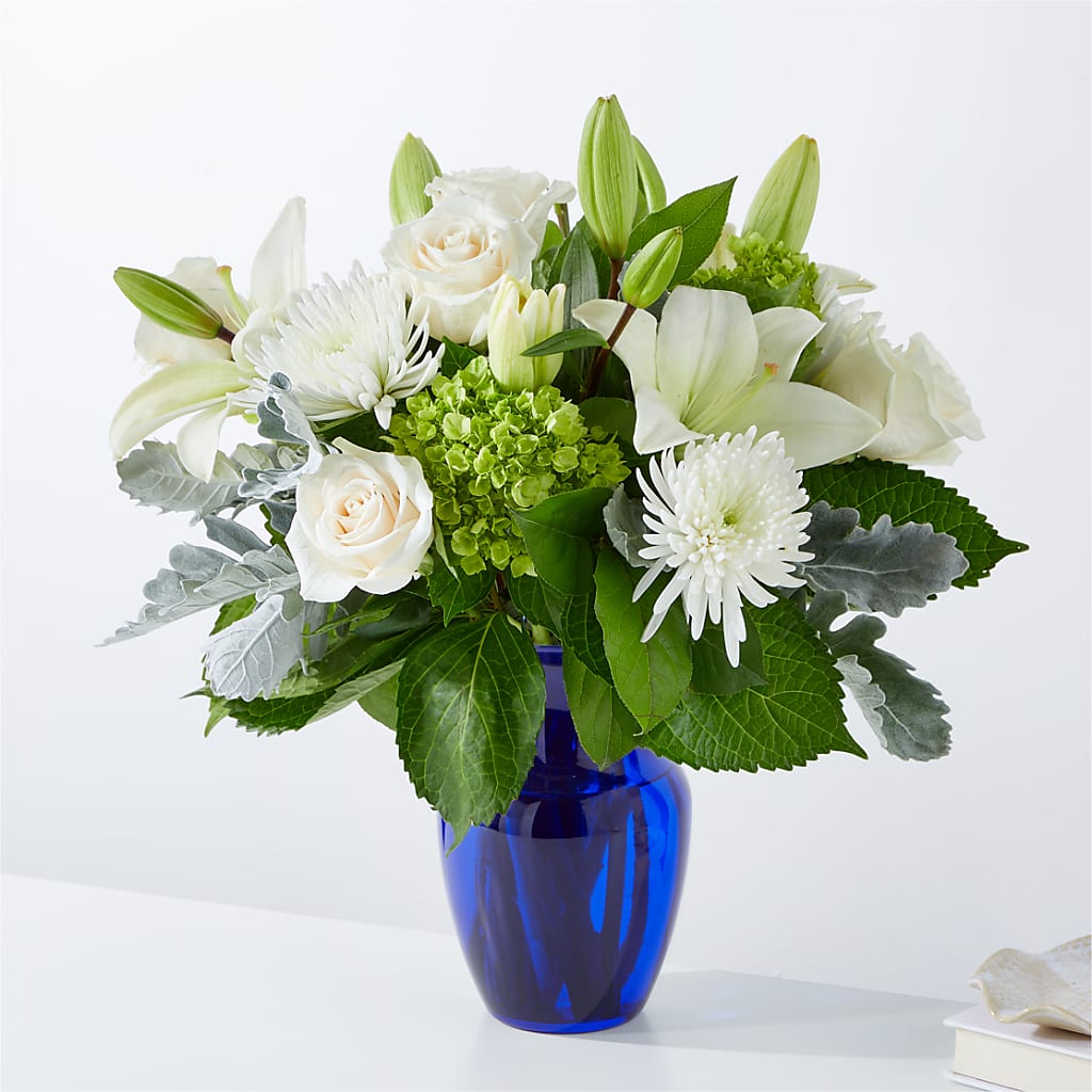 Snowy Dreams Bouquet – The Happy Florist, Sanford FL
