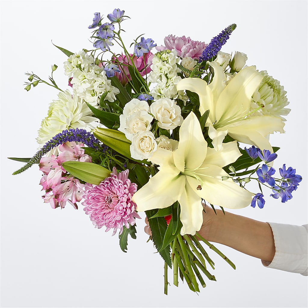 Winter Celebration Bouquet –  The Happy Florist, Sanford FL