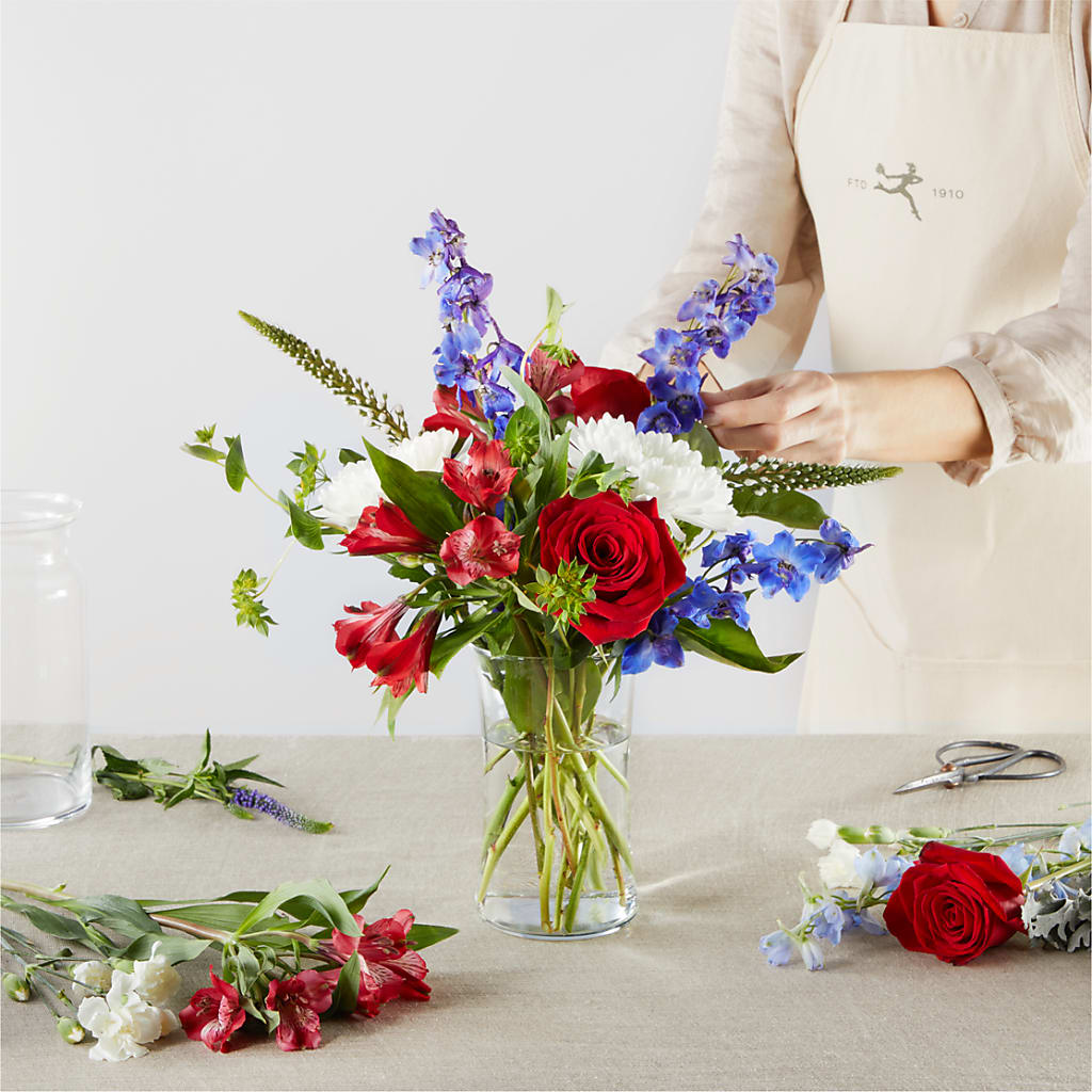 Star Spangled - A Florist Original –  The Happy Florist, Sanford FL