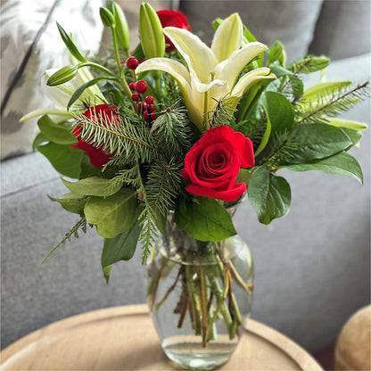 Sparkling Snowflakes Bouquet –  The Happy Florist, Sanford FL