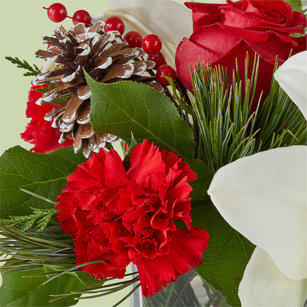 Glistening Icicles Bouquet –  The Happy Florist, Sanford FL