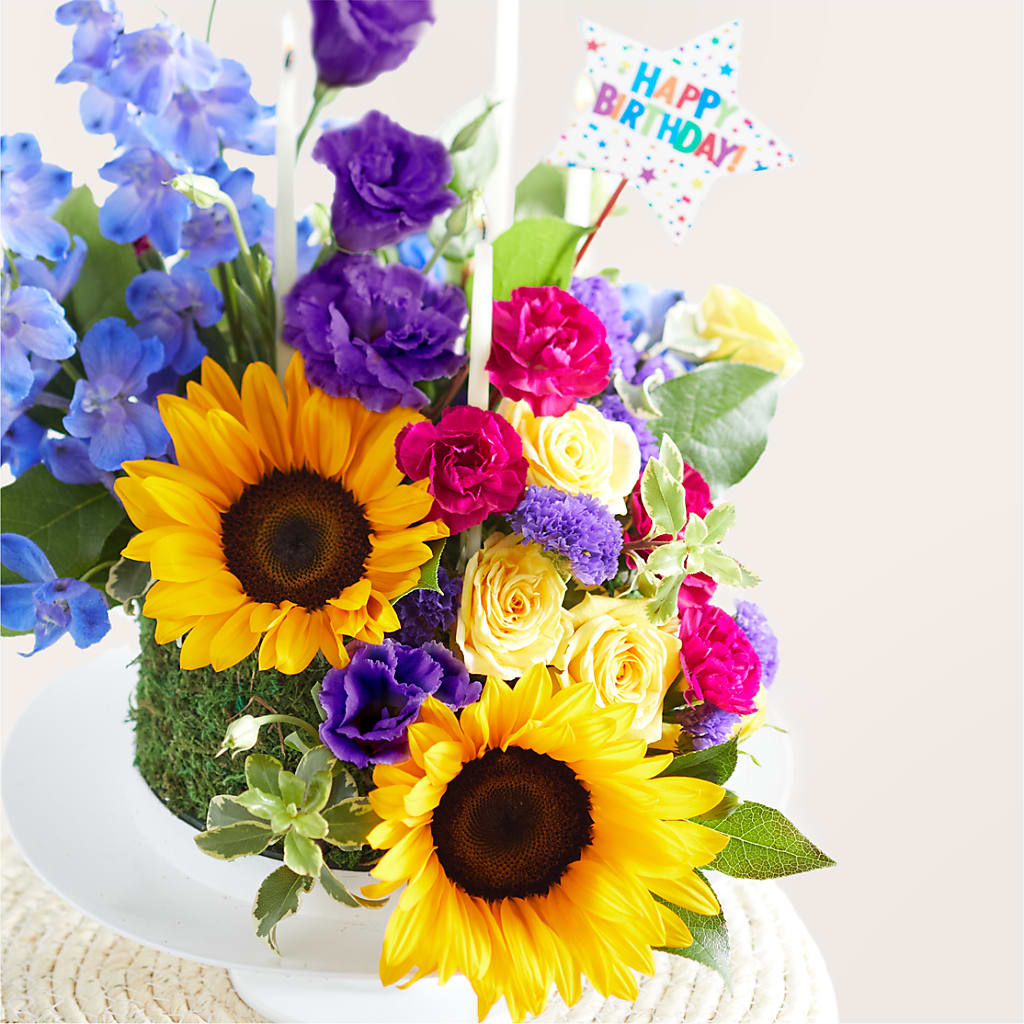 Star of the Day Floral Cake –  The Happy Florist, Sanford FL