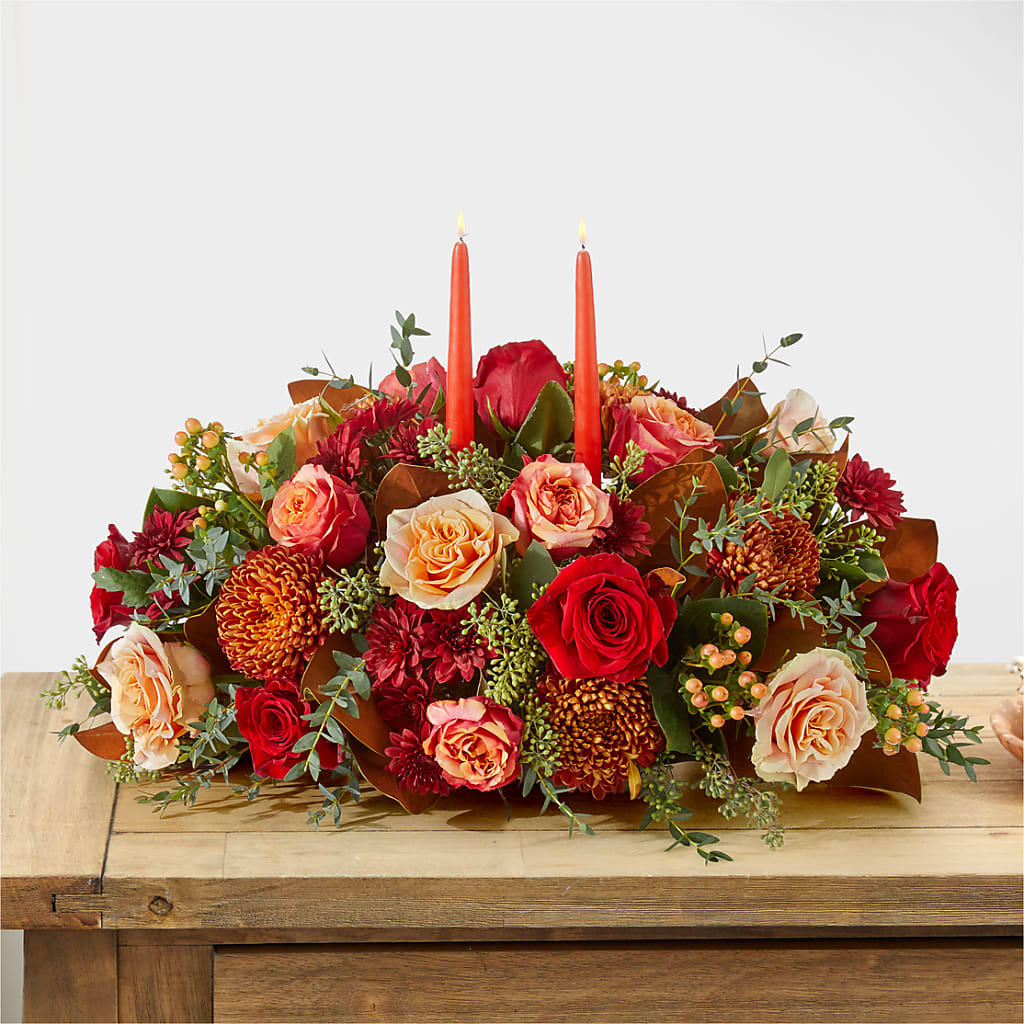 Gather Near Centerpiece –  The Happy Florist, Sanford FL